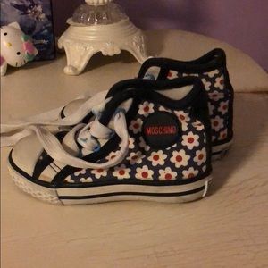 Toddler girls Moschino high tops.